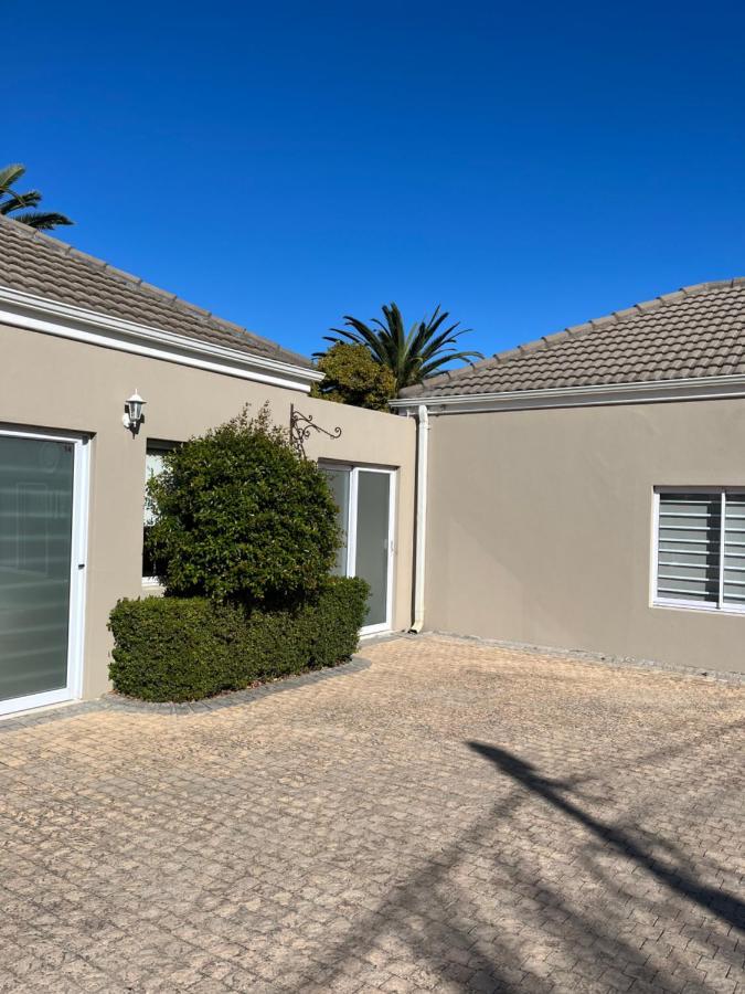 Somerset West Garden Apartments 1 Dış mekan fotoğraf